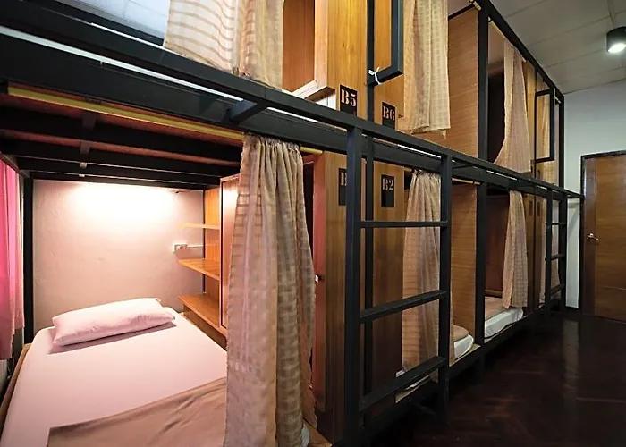 Oyo 612 Hansa 2* Bangkok