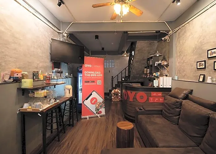 Oyo 612 Hansa Hotel Bangkok