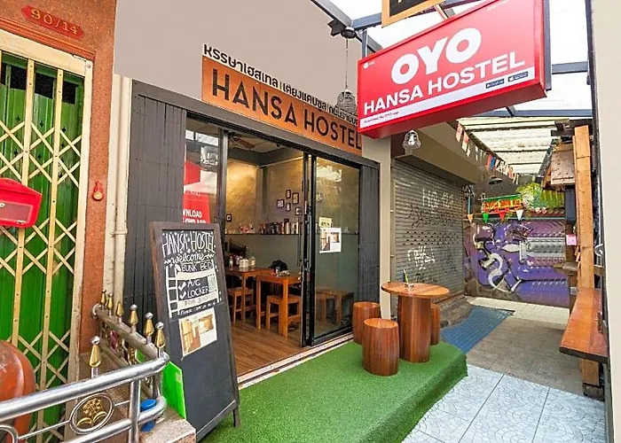 Oyo 612 Hansa 2*